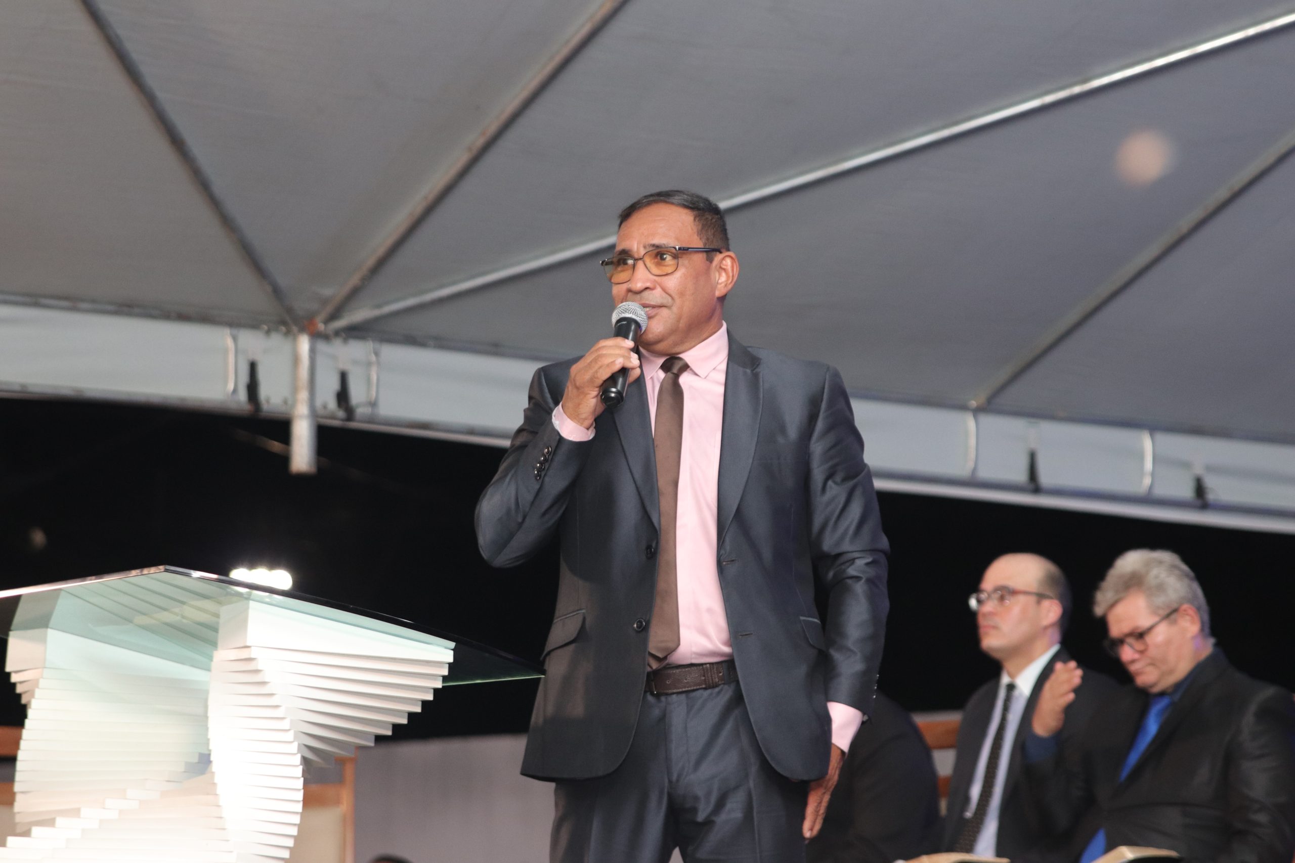 Em todas as coisas somos mais que vencedores