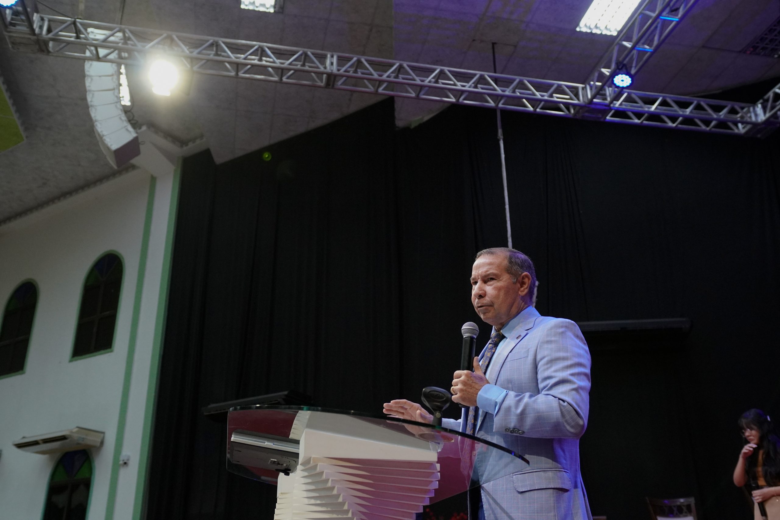 Nosso lar não é aqui!!!